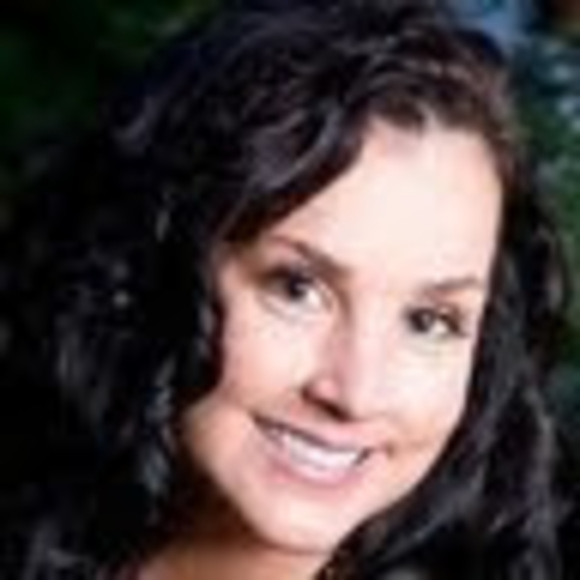 Meet your Posher, Elizabeth - Picture 1 of 1